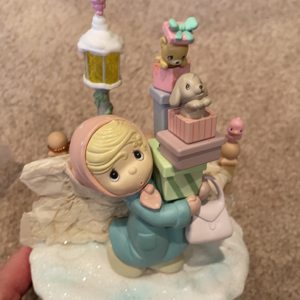 Precious Moments Bundles of Joy action musical figurine. NWT. - Picture 3 of 13